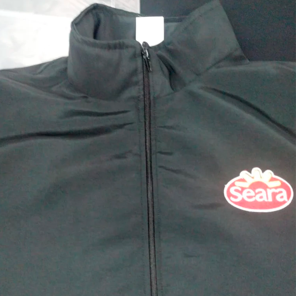 Kit 5 polos + 1 camisa + 1 jaqueta (compra mínima de 12 kits)